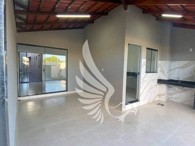 #73 - Casa para Venda em Senador Canedo - GO