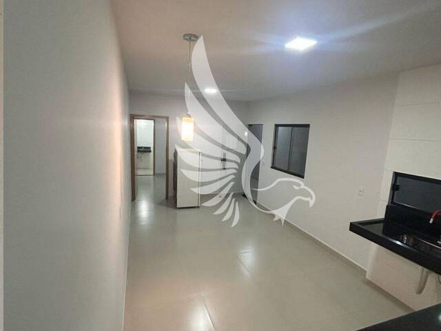 #101 - Casa para Venda em Senador Canedo - GO - 3