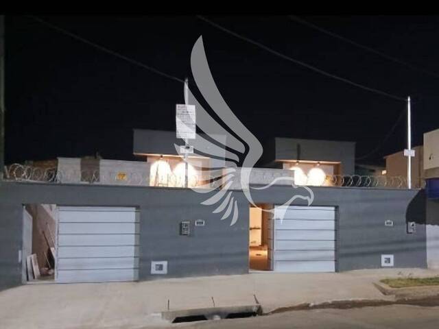 Casa para Venda em Senador Canedo - 4
