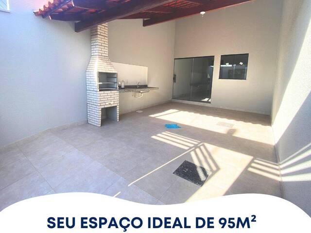 #107 - Casa para Venda em Goiânia - GO - 1