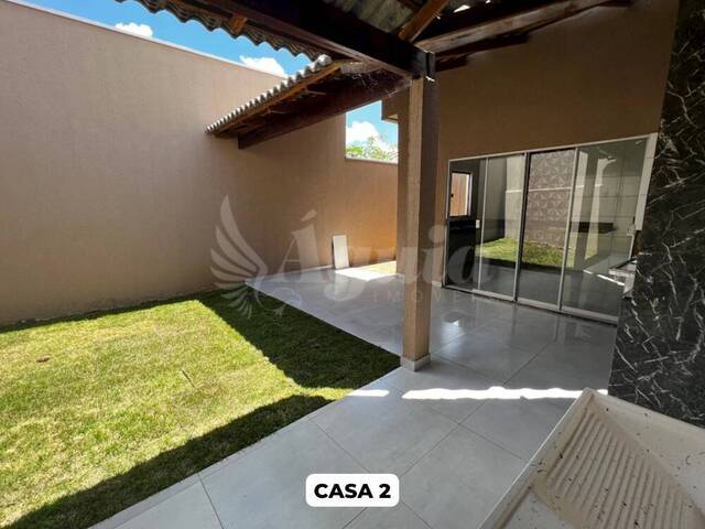 #137 - Casa para Venda em Goiânia - GO - 3