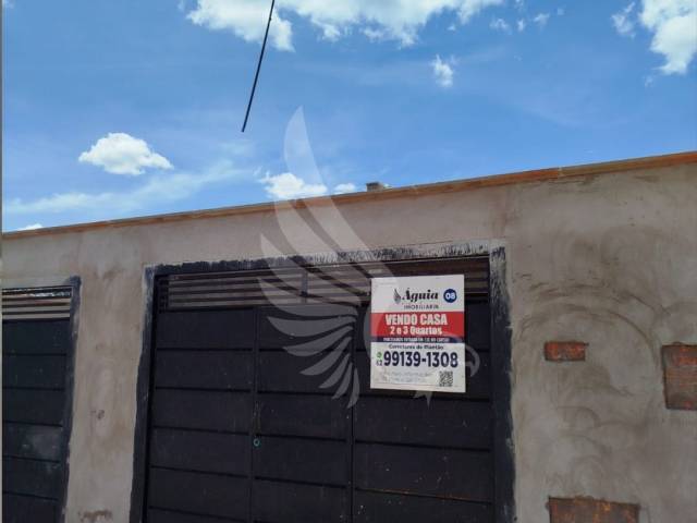 #8 - Casa para Venda em Goiânia - GO - 2