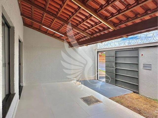 #185 - Casa para Venda em Senador Canedo - GO - 2