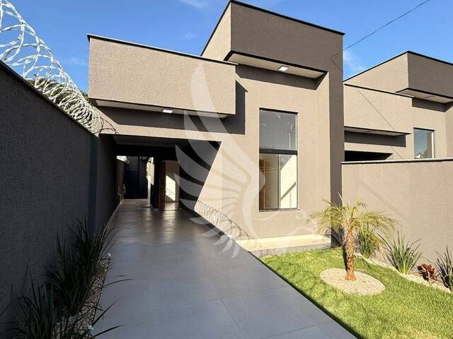 #186 - Casa para Venda em Senador Canedo - GO