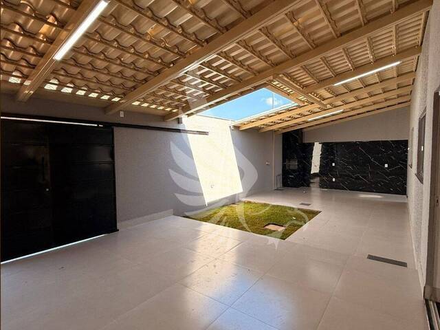 #188 - Casa para Venda em Senador Canedo - GO