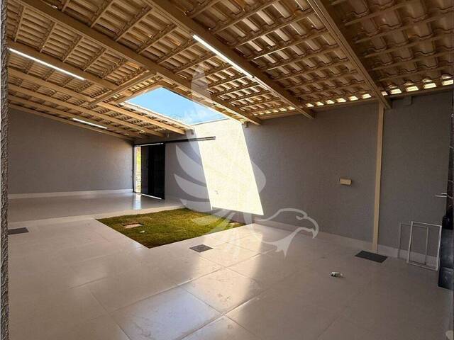 #188 - Casa para Venda em Senador Canedo - GO