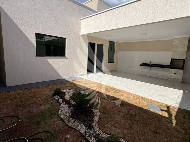 #191 - Casa para Venda em Senador Canedo - GO