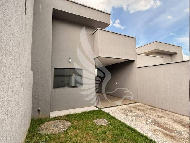 #193 - Casa para Venda em Senador Canedo - GO