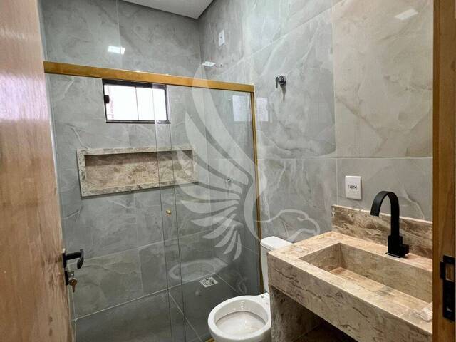 Casa para Venda em Senador Canedo - 5