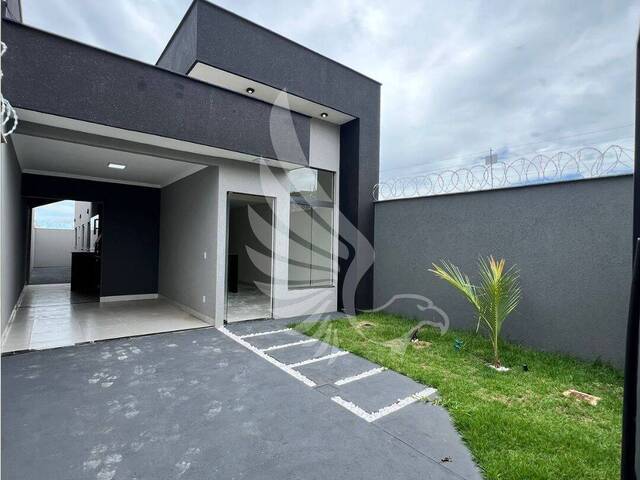#208 - Casa para Venda em Senador Canedo - GO - 3