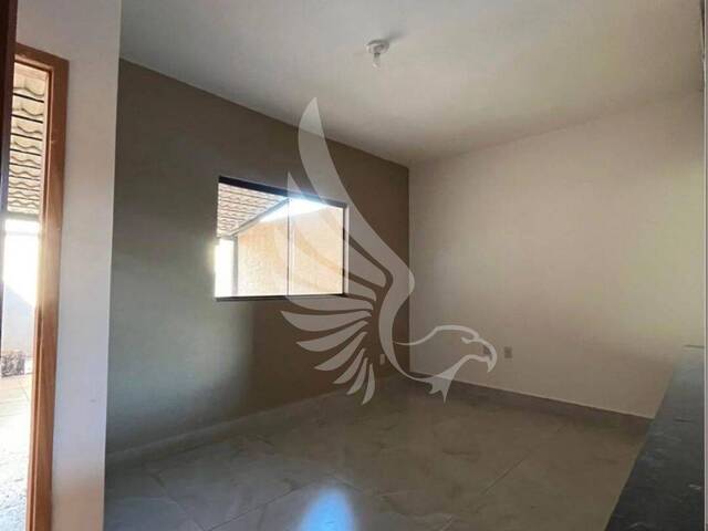 #216 - Casa para Venda em Senador Canedo - GO - 2